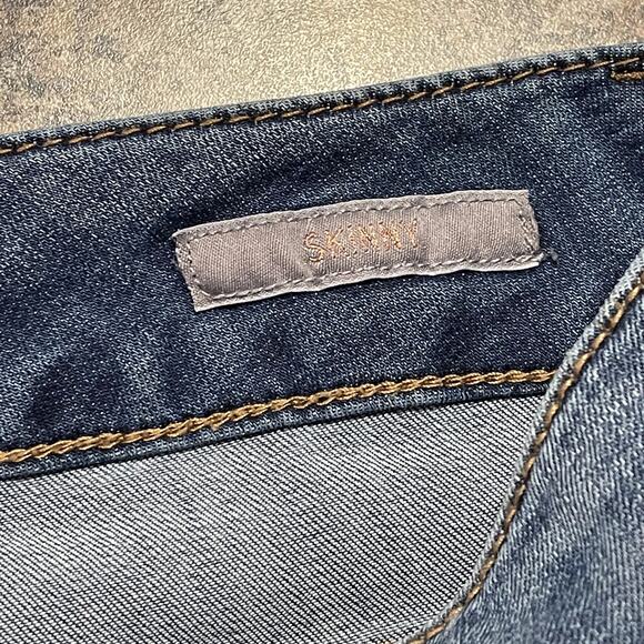 Melissa McCarthy Seven7 Jeans Skinny Slimming Boho Embroidered Floral Blue 8 - Picture 4 of 7